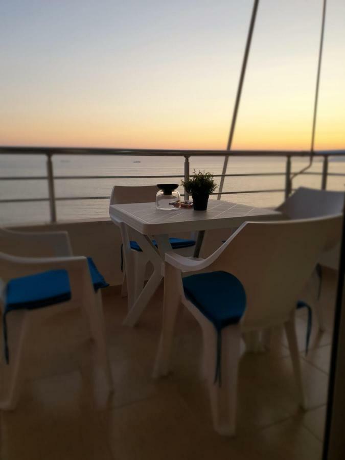 Matin Apartment Sea View Durres Exterior photo